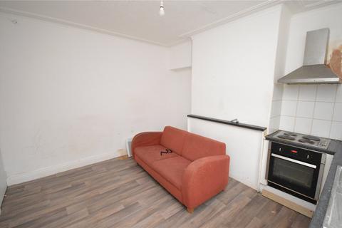 2 bedroom terraced house for sale, Upper Woodview Place, Leeds, West Yorkshire