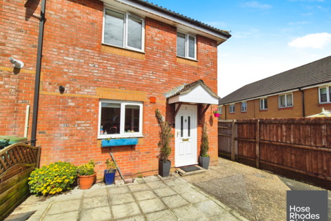 Charnwood Close, PO30