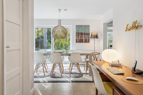 4 bedroom detached house for sale, Highover Park, Amersham
