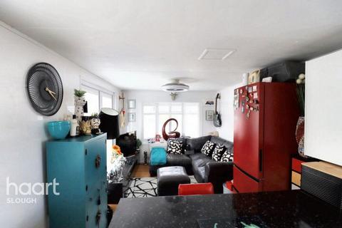 1 bedroom park home for sale, Willows Riverside Park, WINDSOR