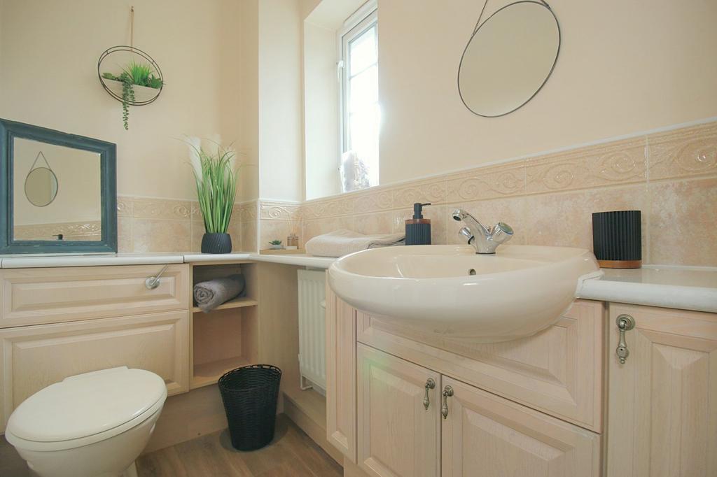 Ensuite
