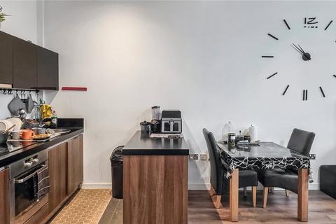 undefined, Great West Road, Brentford, TW8