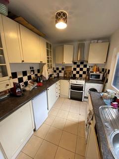 5 bedroom terraced house to rent, Braemar Road, Manchester
