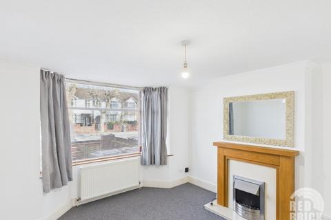 3 bedroom terraced house to rent, Westhill Road, Coundon, Coventry, CV6