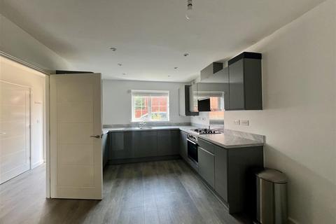 3 bedroom semi-detached house to rent, Thornapple View, Red Lodge IP28