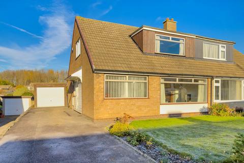 3 bedroom semi-detached house for sale, Apple Close, Birstall