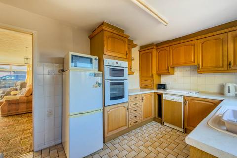 3 bedroom semi-detached house for sale, Apple Close, Birstall