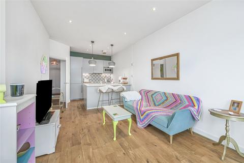 undefined, Birdwood Ave, Hither Green, SE13