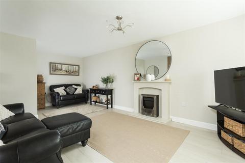 undefined, Calvert Close, Haxby, York