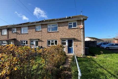 9 Solent Gardens, Isle of Wight, PO40 9PN