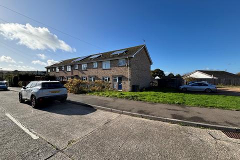 3 bedroom semi-detached house for sale, 9 Solent Gardens, Isle of Wight, PO40 9PN