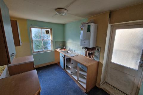 1 bedroom flat for sale, First Floor Flat, 11 York Road, East Sussex, BN3 1DJ