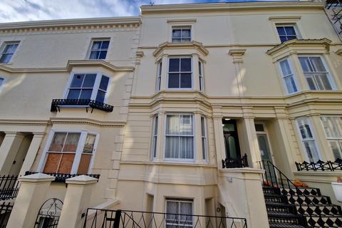 1 bedroom flat for sale, First Floor Flat, 13 York Road, East Sussex, BN3 1DJ