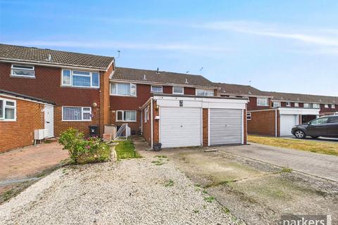 Plymouth Avenue, Reading RG5