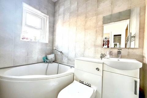 3 bedroom end of terrace house for sale, Holmside Terrace, Stanley DH9