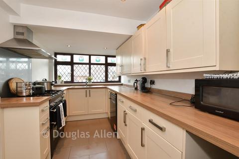 undefined, Marle Gardens, Waltham Abbey, Essex