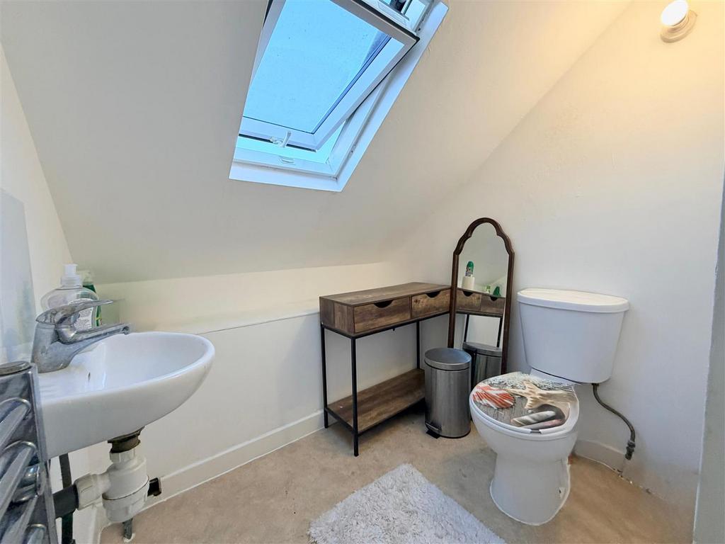 Bittacy Upstairs Flat 11.jpg