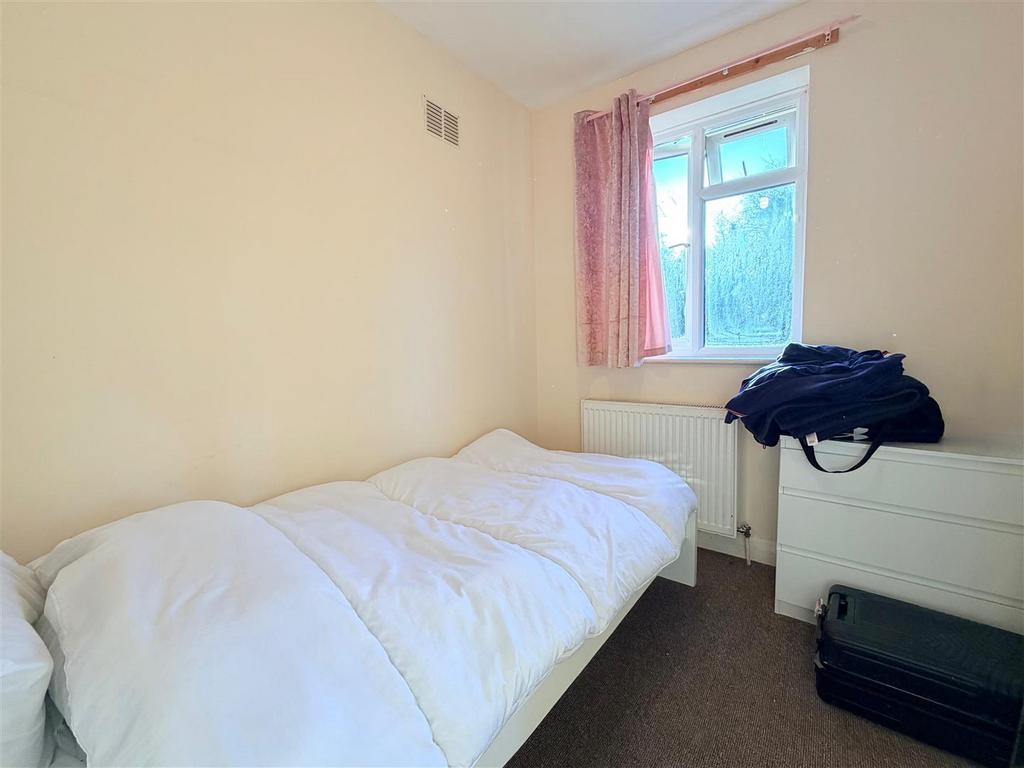 Bittacy Upstairs Flat 1.jpg