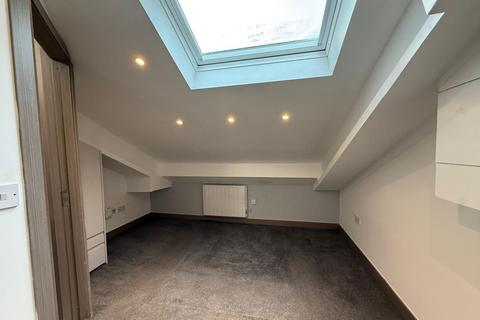undefined, Lime Tree Way, Chineham, Basingstoke