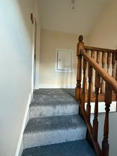 2 bedroom apartment to rent, Market Place, Thirsk YO7