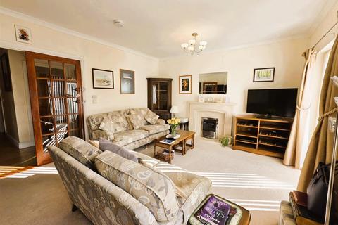 undefined, Clos Ty Gwyn, Dafen, Llanelli
