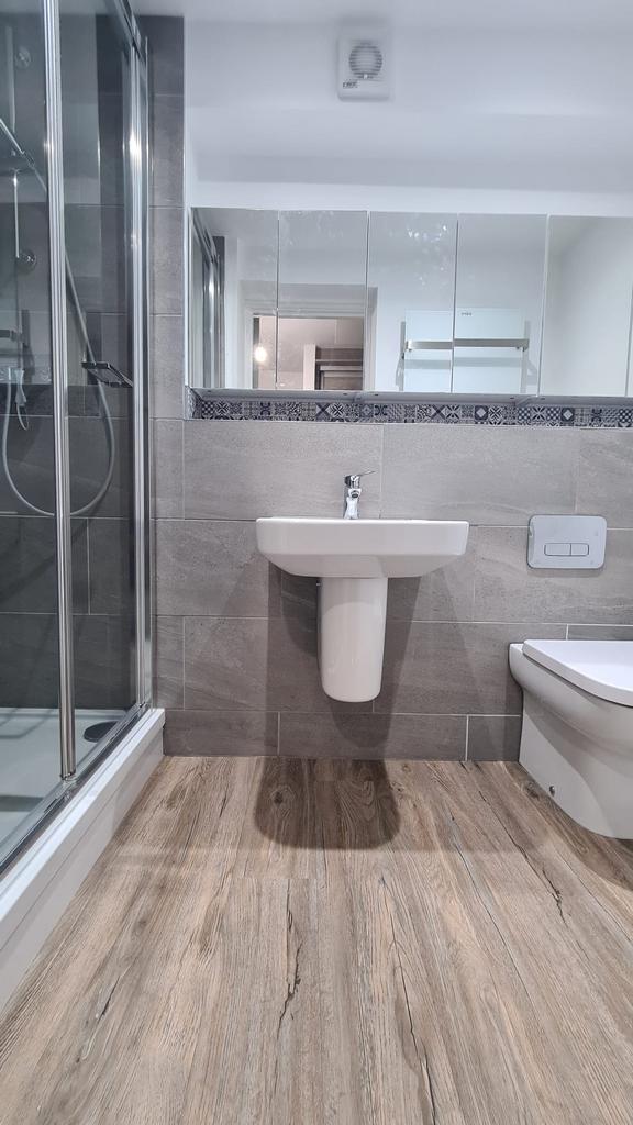 Ensuite Shower Room