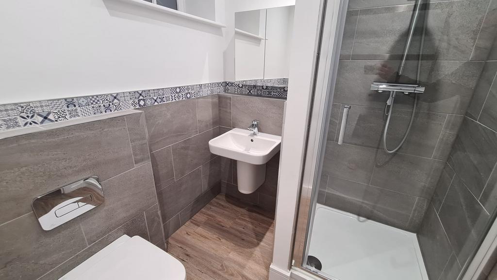 Shower Room 2