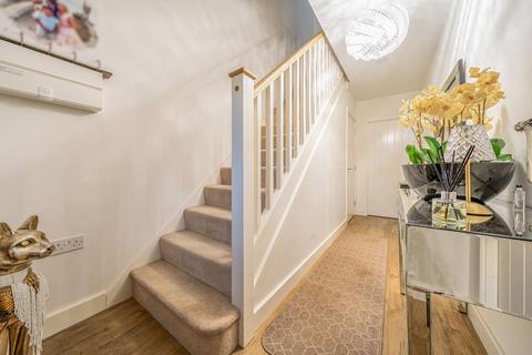 3 bedroom semi-detached house for sale, Brocklehanger Edge, Cranfield,