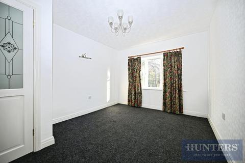 2 bedroom flat for sale, Cherry Lea Court, Rawdon, Leeds