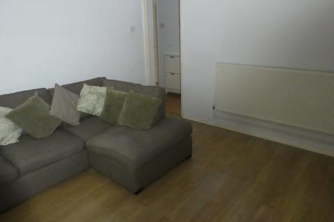 undefined, Faymore gardens South ockendon rm15 5nw