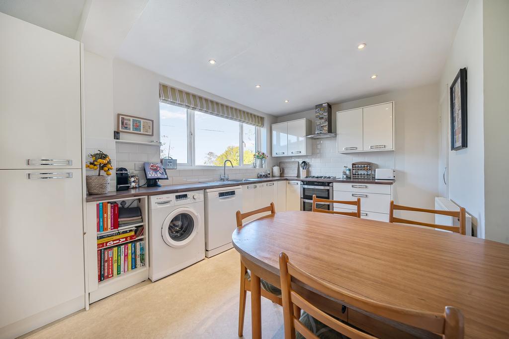 Kitchen / Breakfast Room