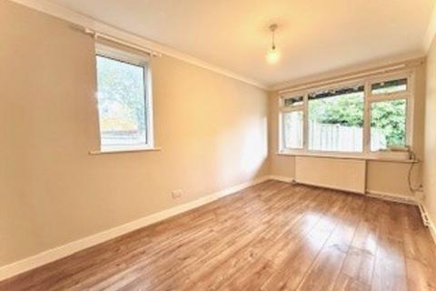 undefined, Tudor Court, Tunbridge Wells, TN2