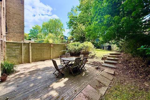 undefined, Tudor Court, Tunbridge Wells, TN2