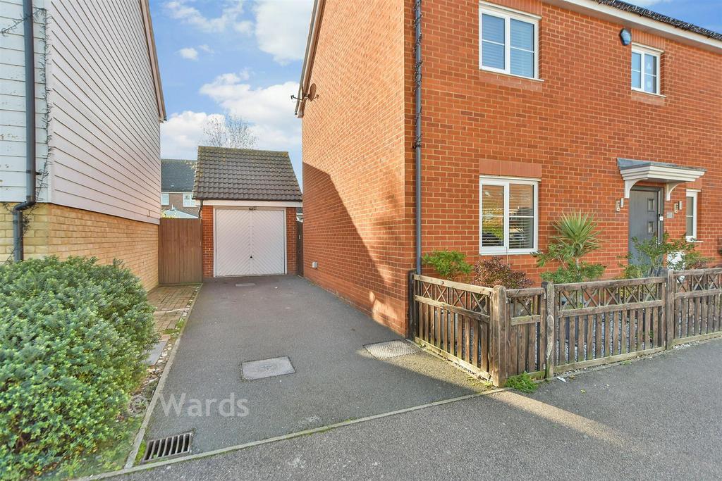 Driveway/Parking