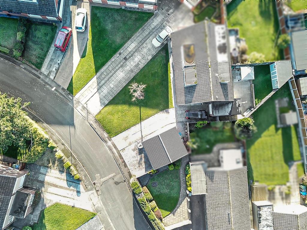 8 Riversmeade Aerial (5).jpg