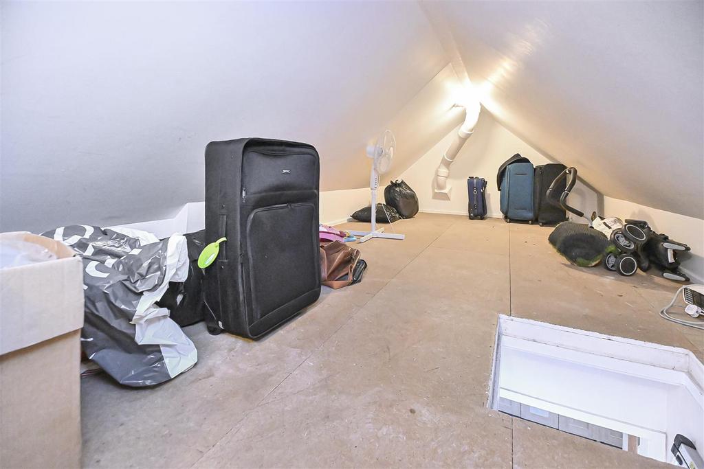8 Riversmeade Loft.jpg