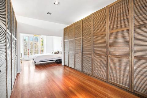 5 bedroom terraced house to rent, Oppidans Road, London, NW3