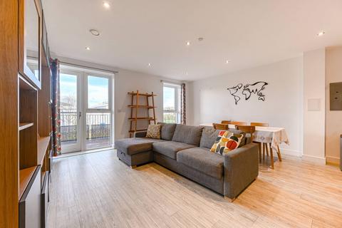 2 bedroom flat for sale, Granta Court, Trinity Way, East Acton, London, W3