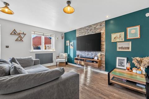 3 bedroom semi-detached house for sale, Kingfisher Road, Wixams