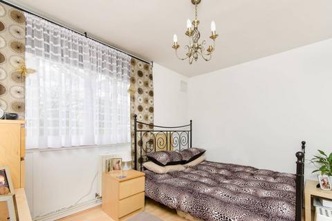 Wainford Close, Southfields, London, SW19