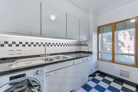1 bedroom flat for sale, Upper St Martins Lane, WC2H, Covent Garden, London, WC2H