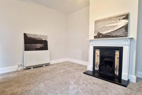 1 bedroom flat to rent, Grove Road, Windsor, Berkshire, SL4