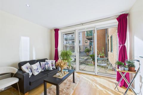 1 bedroom flat to rent, Apt 22 Draymans Court, 211 Ecclesall Road, Sheffield