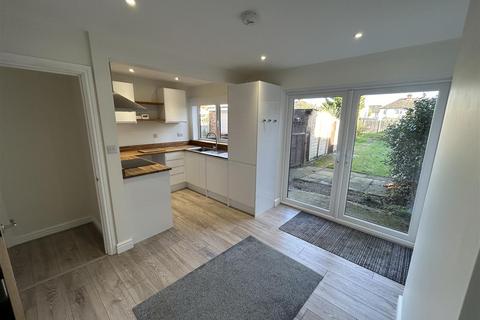 undefined, Holme Road, Hatfield