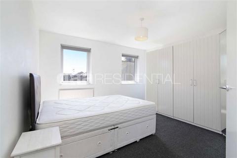 undefined, The Highway, London E1W