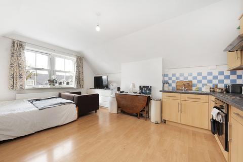 undefined, Beaufort Rd, KINGSTON UPON THAMES KT1