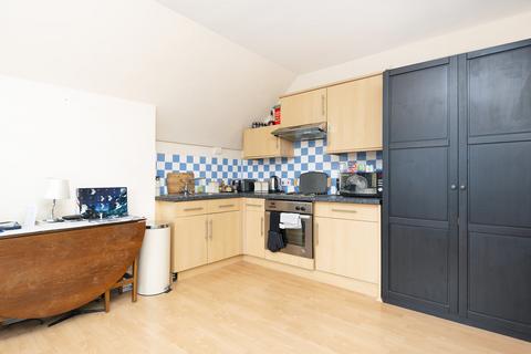 undefined, Beaufort Rd, KINGSTON UPON THAMES KT1