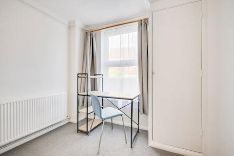 4 bedroom house to rent, York Road, Canterbury