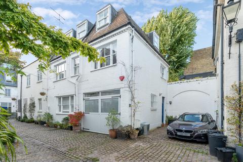 undefined, Fulton Mews, London, W2.
