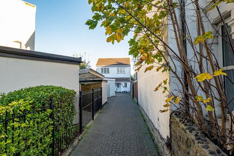 undefined, Hamlet Court Road, Westcliff-on-sea, SS0